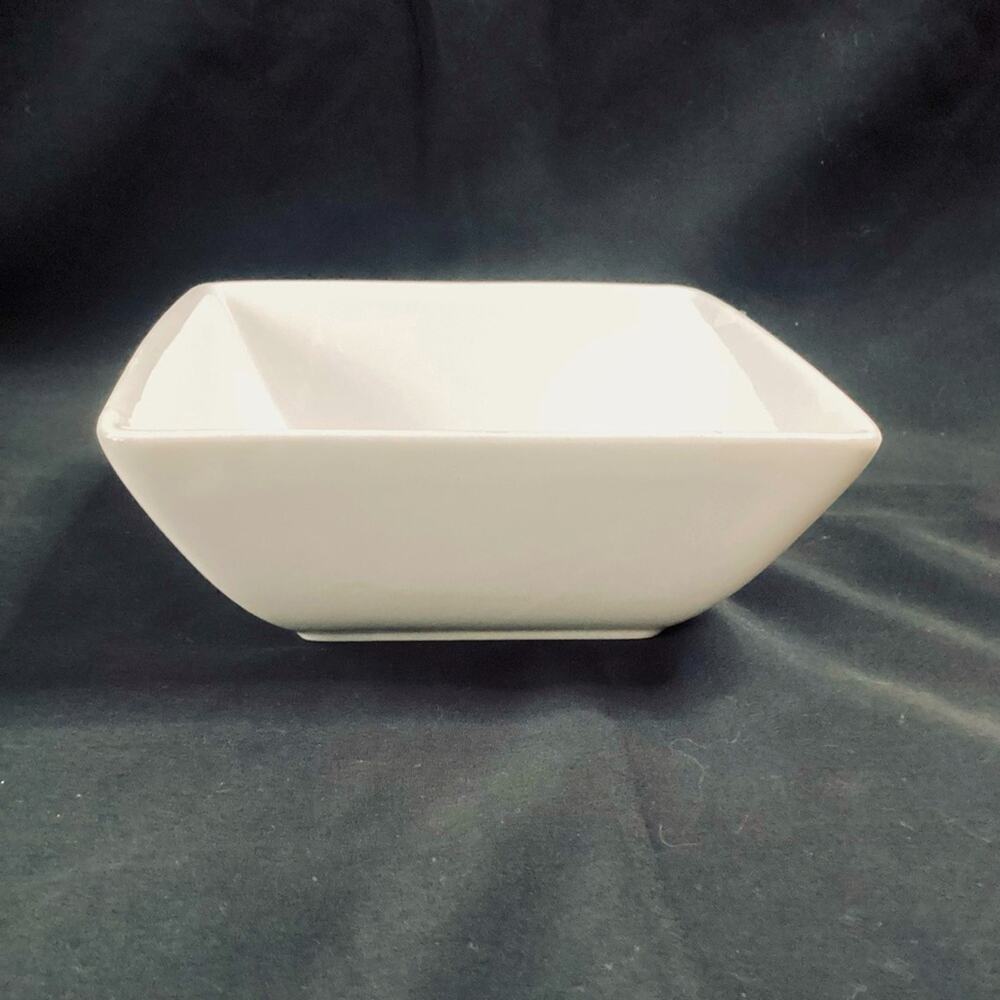 Home Trends Canopy White Soup/Cereal Bowl